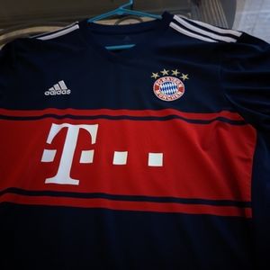 Bayern Munchen Men's Jersey Large